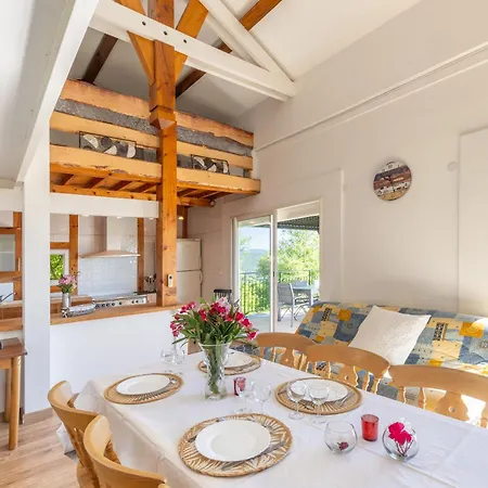 La Du Mas Lachamp Villa *